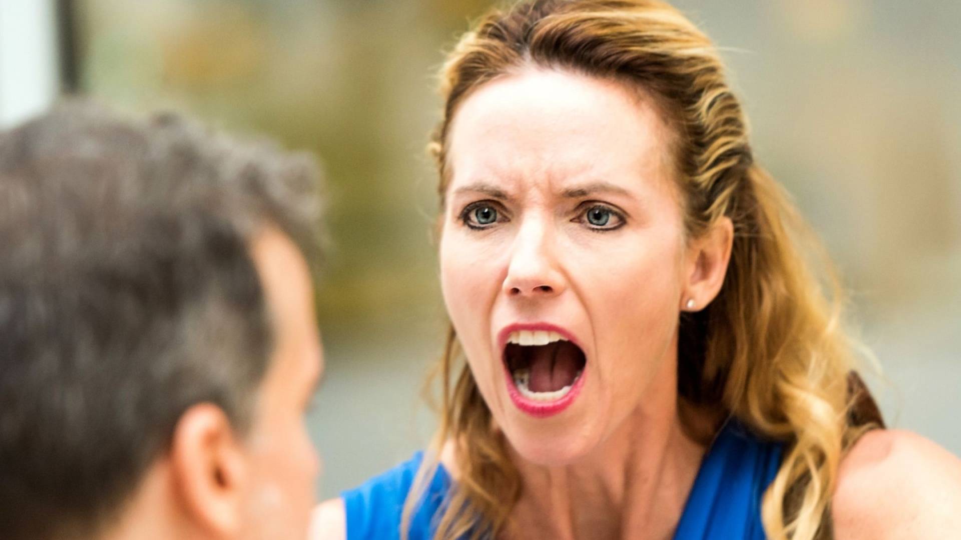 صورة تعبيرية لزوجة غاضبة