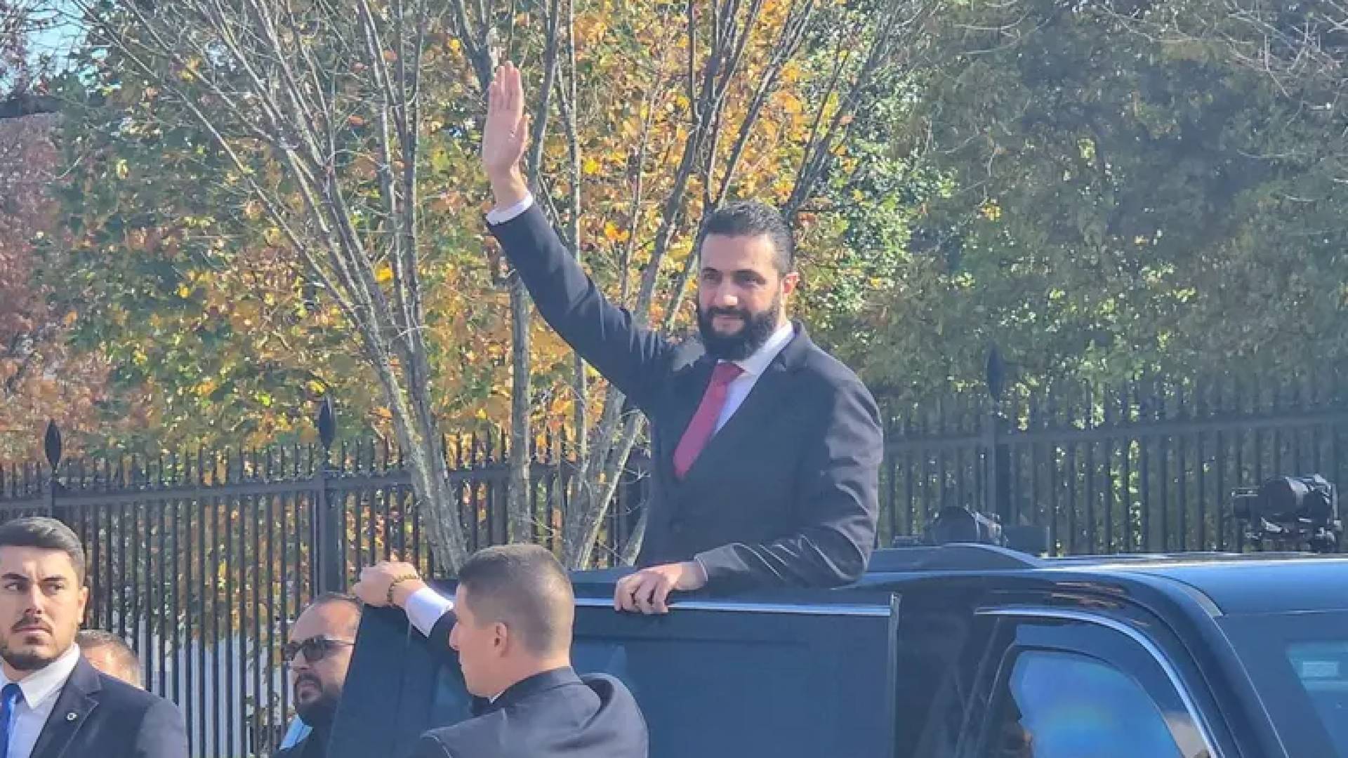 الرئيس السوري أحمد الشرع أثناء زيارتة واشنطن