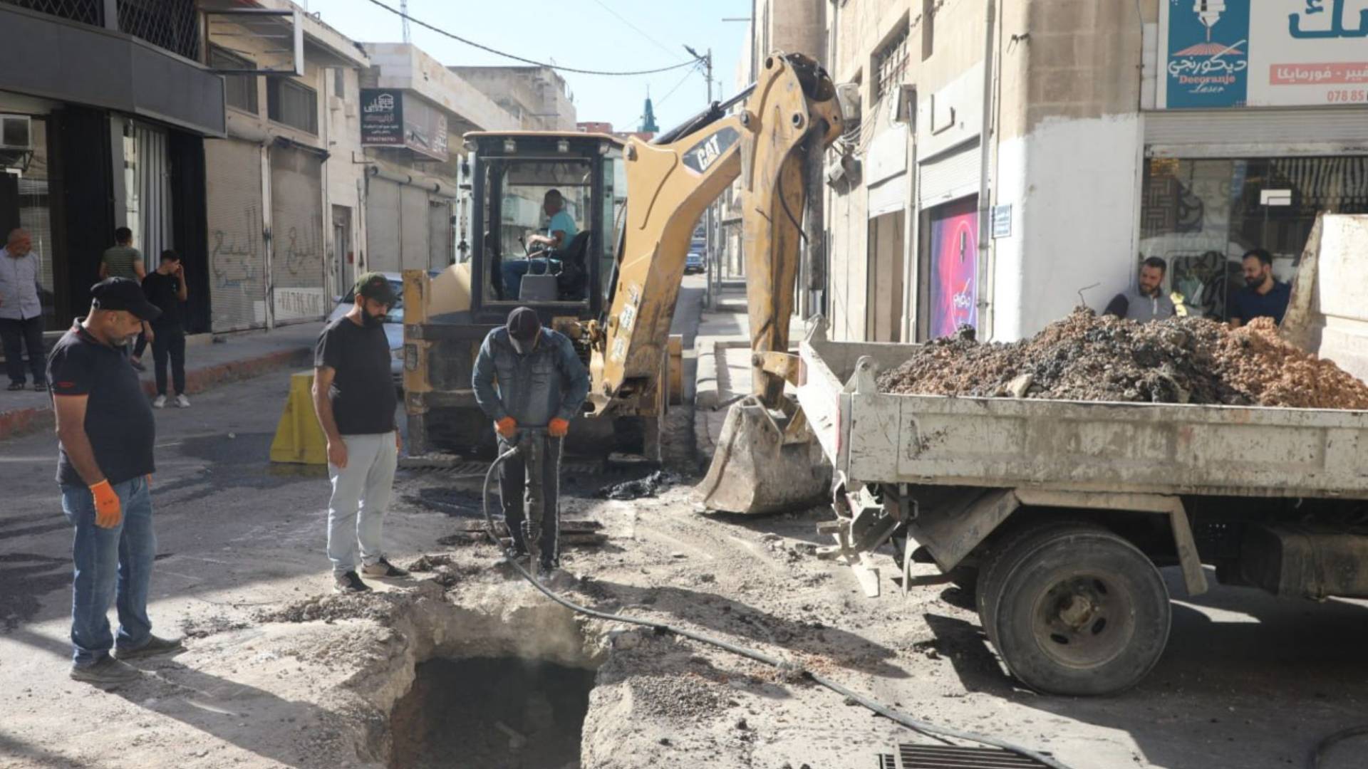 مشروع انشاء خطوط تصريف الامطار في اربد