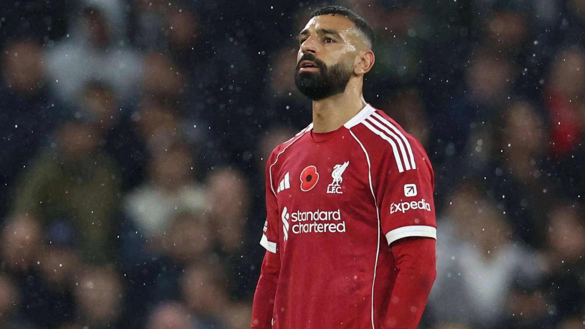 إعلام إنجليزي يحذر سلوت: محمد صلاح أكبر أزمة في ليفربول