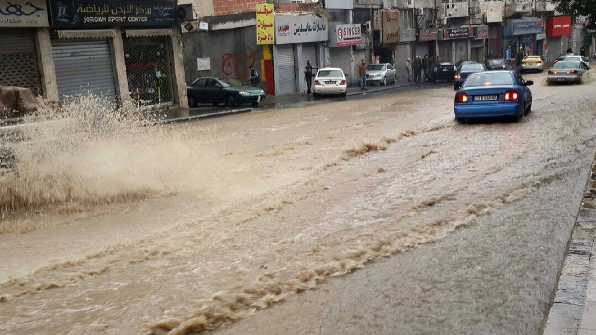 الأردن يتأهب لتغير جوي جذري: أمطارا رعدية وتحذيرات من السيول نهاية الأسبوع