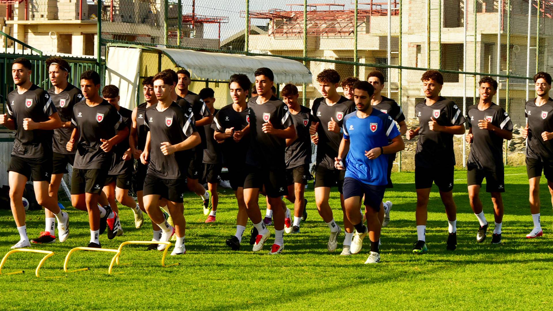 المنتخب الوطني للشباب يكثف تدريباته ويستعد لمواجهتي روسيا