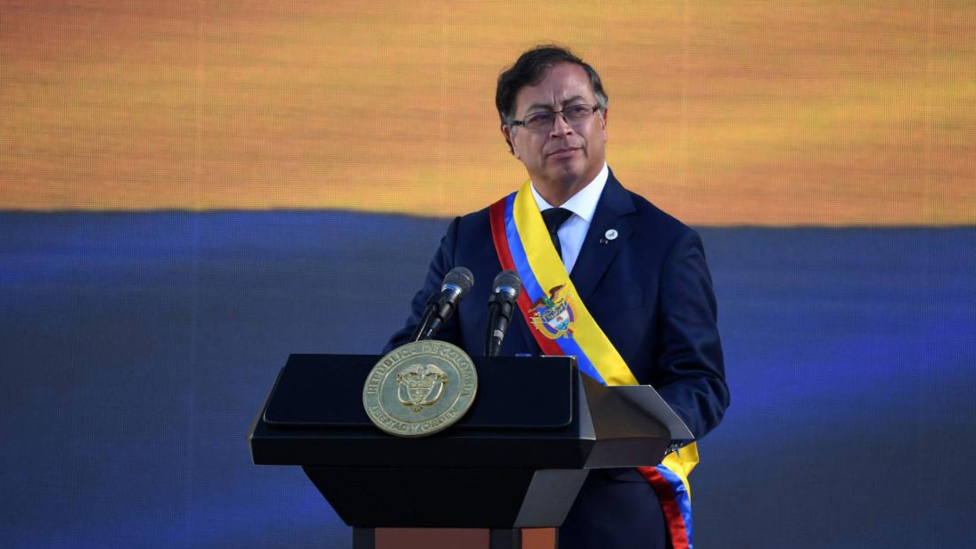 كولومبيا تعلق التعاون الاستخباراتي مع أمريكا احتجاجا على "ضربات الكاريبي"