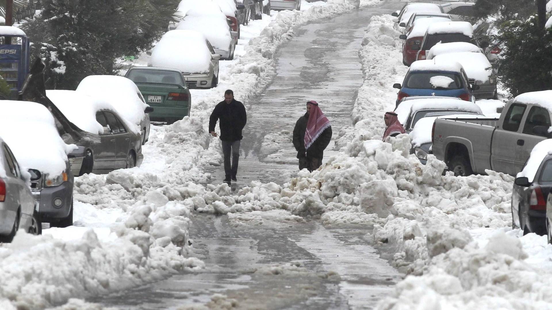 ثلوج الخريف في الأردن: هل يمكن أن تتكرر عاصفة "ألكسا" التاريخية؟