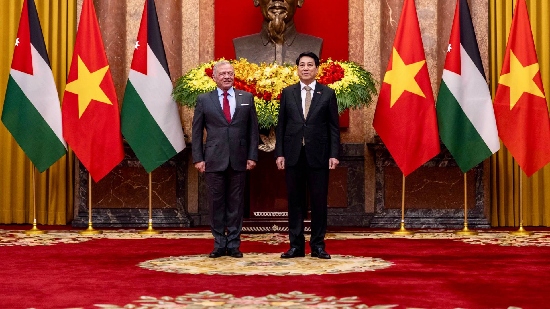 الملك ورئيس جمهورية فيتنام