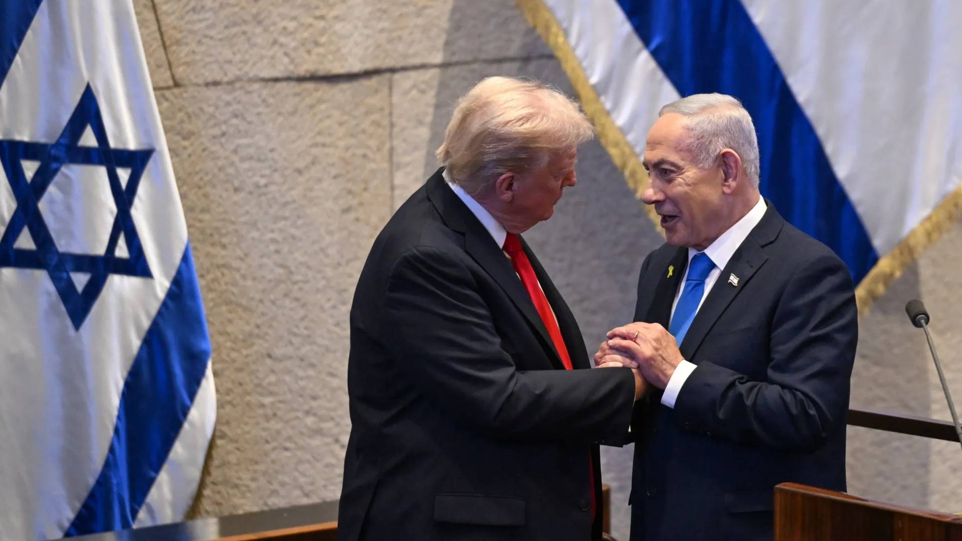 نتنياهو يشكر ترمب على التدخل للعفو عنه في قضايا الفساد التي يحاكم فيها