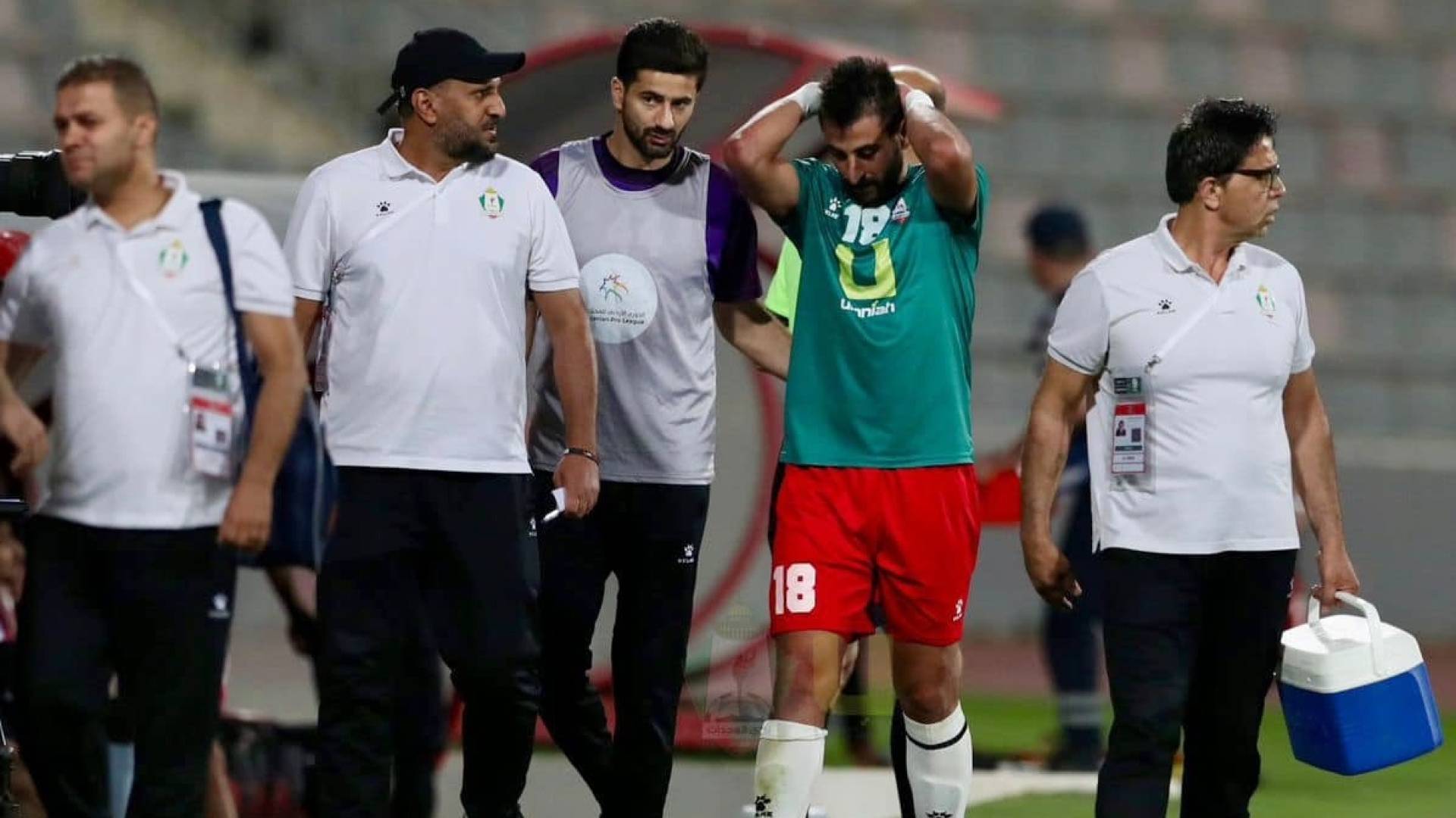 الوحدات يقدر مسيرة نجمه طارق خطاب بمهرجان اعتزال منتظر