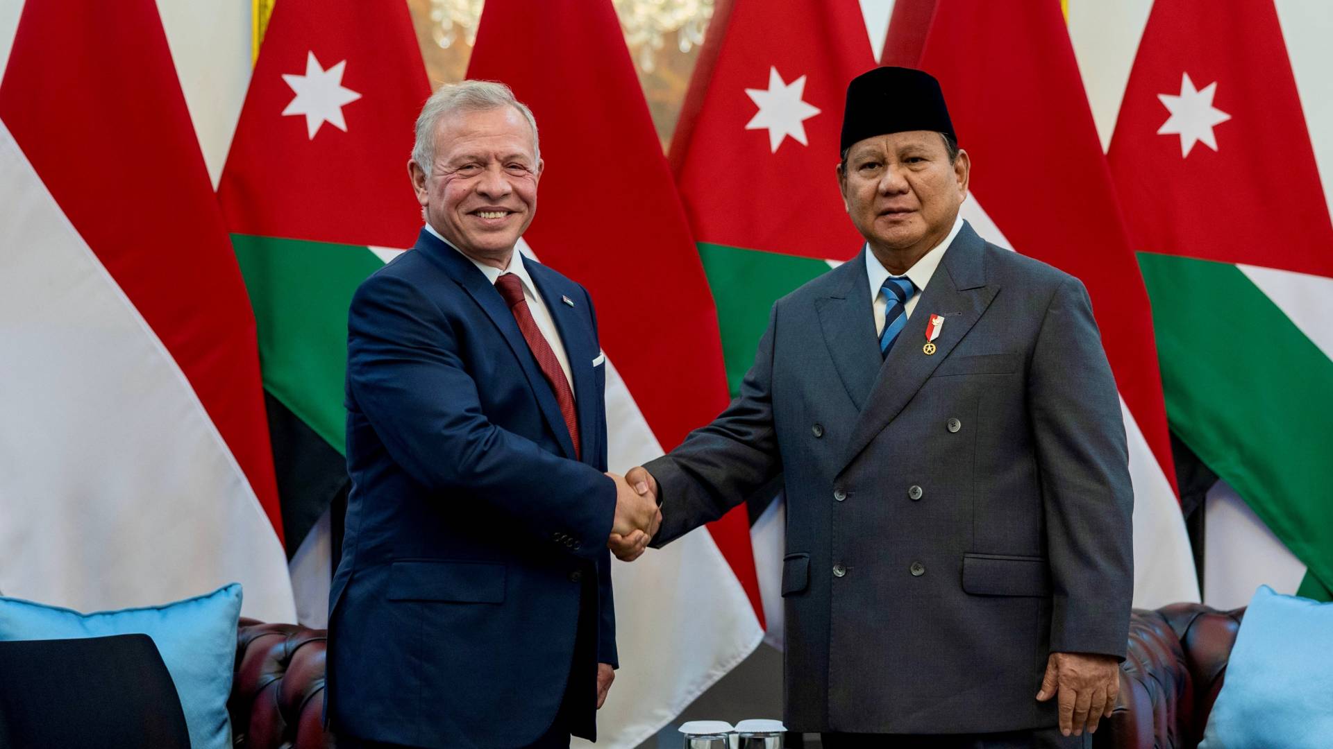 جَلَالَةُ الْمَلِكِ عَبْدِاللَّهِ الثَّانِي  مع الرئيس الإِنْدُونِيسْيَ