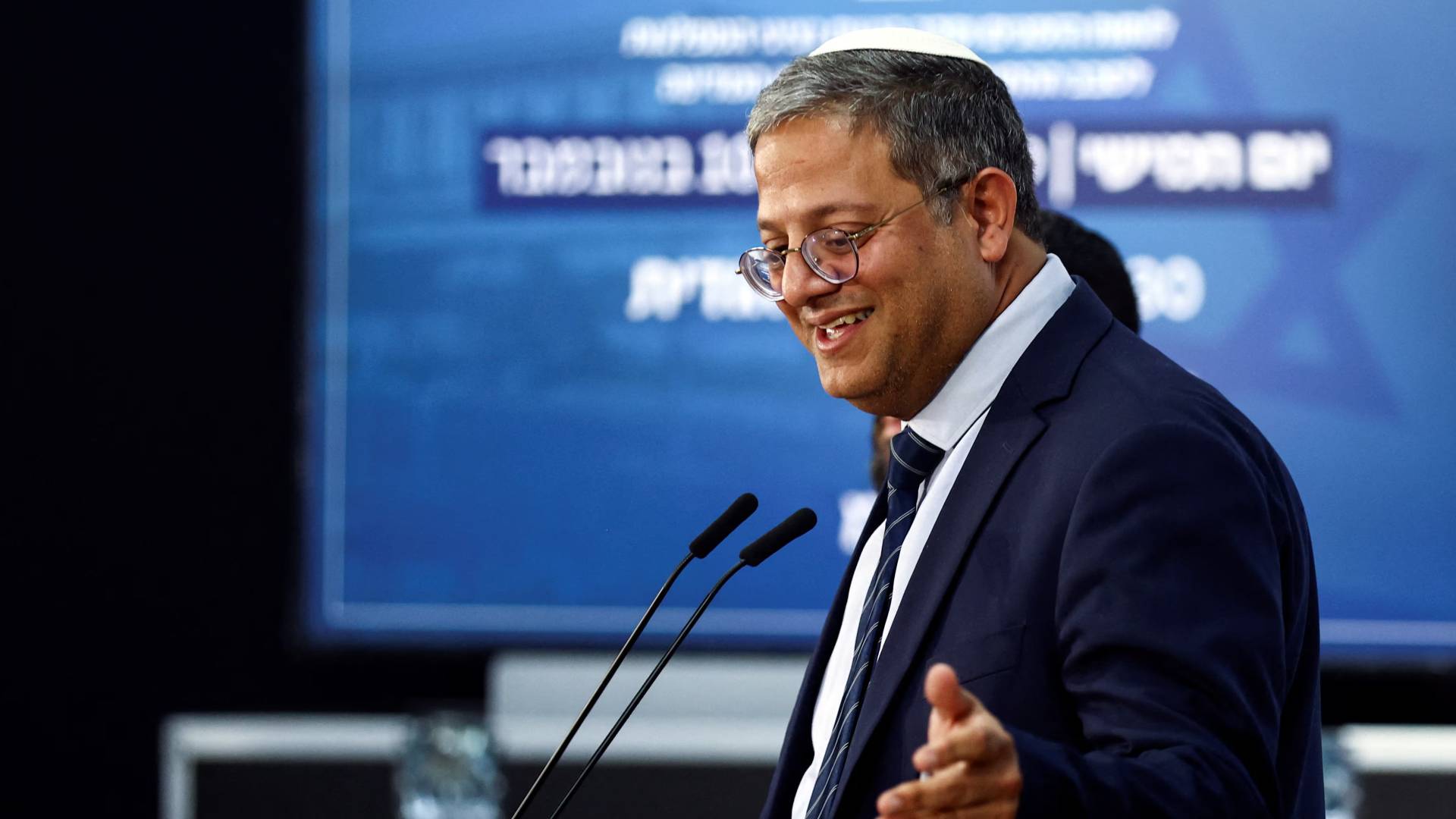 بن غفير يهدد الفلسطينيين في النقب: " عازمون على إعادة التحكم في النقب"