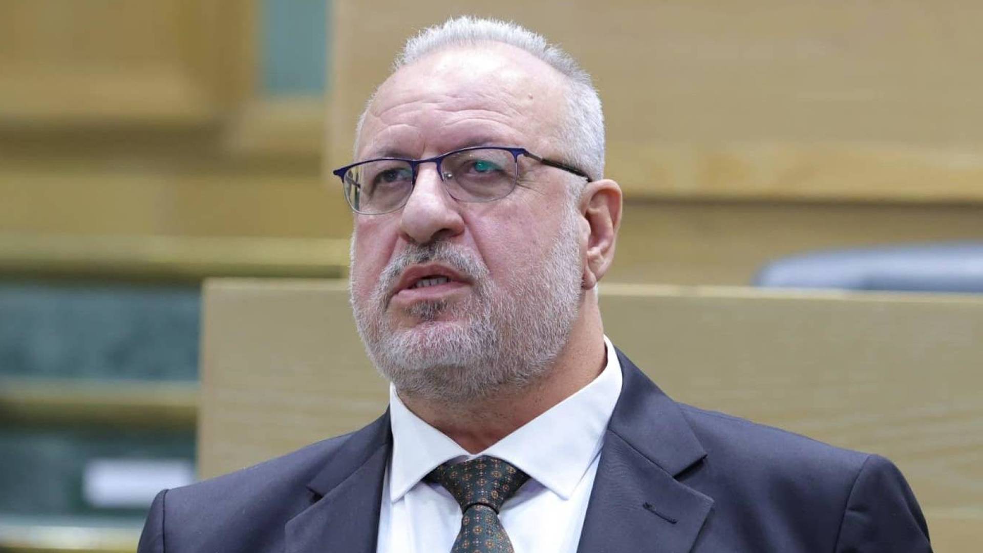 عقل: قرار ولي العهد بإعادة خدمة العلم لطمة بوجه نتنياهو وحكومة المستوطنين