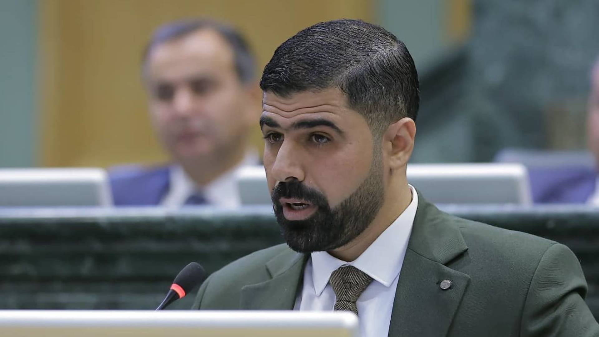 النائب إربيحات: حماية الأجيال تتطلب رفع يد الحكومة عن رعاية المؤثرين