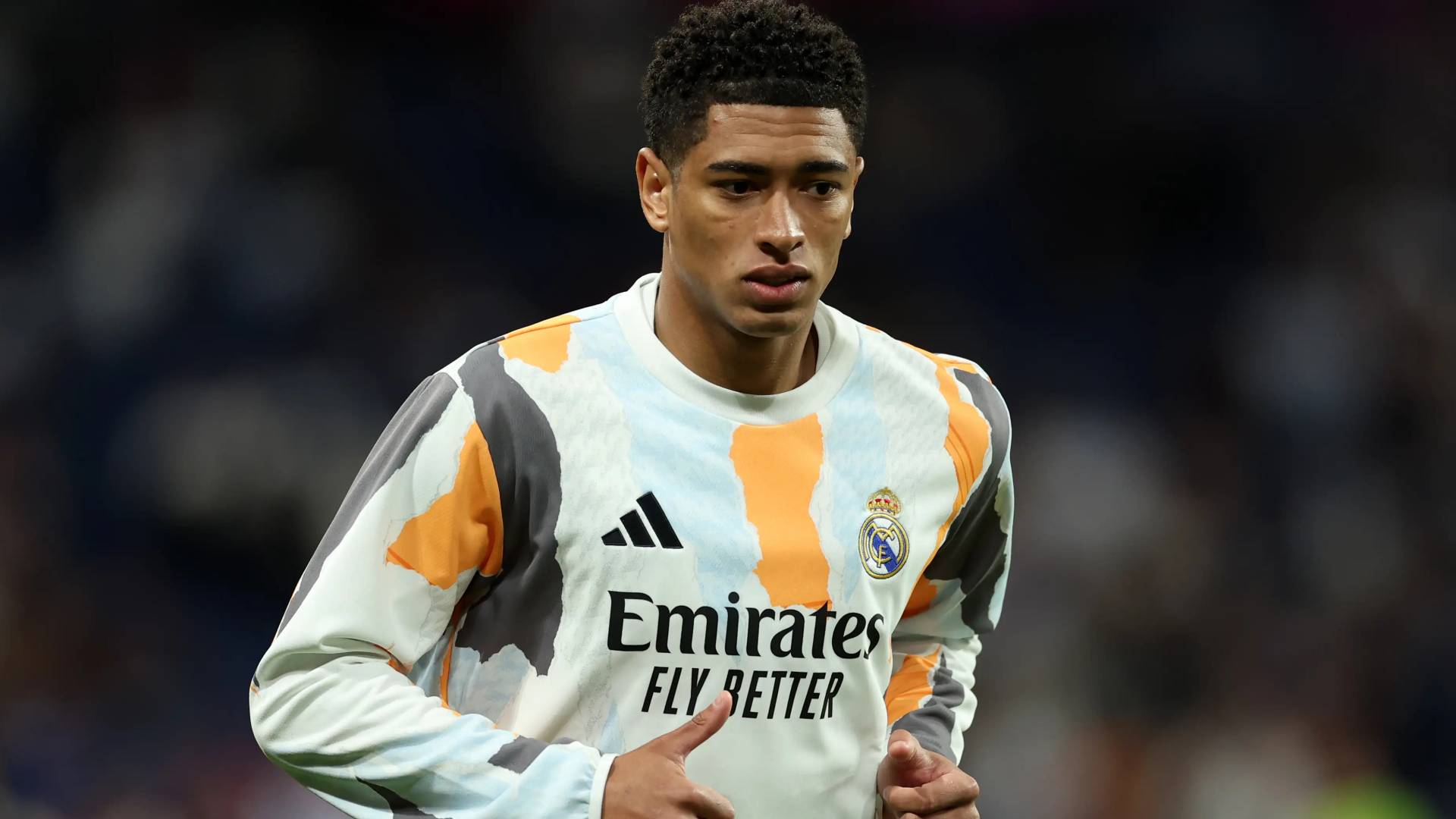 ماذا يحدث مع بيلينغهام  في ريال مدريد؟