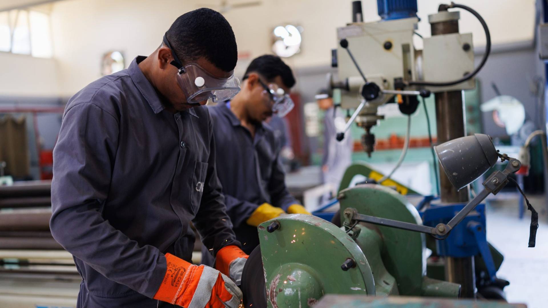 المسار المهني والتقني - تعبيرية