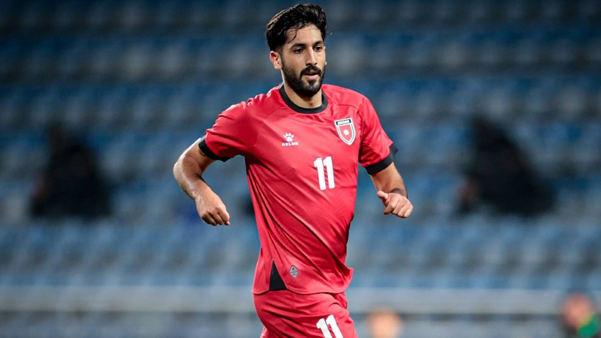 لاعب المنتخب الوطني يزن النعيمات