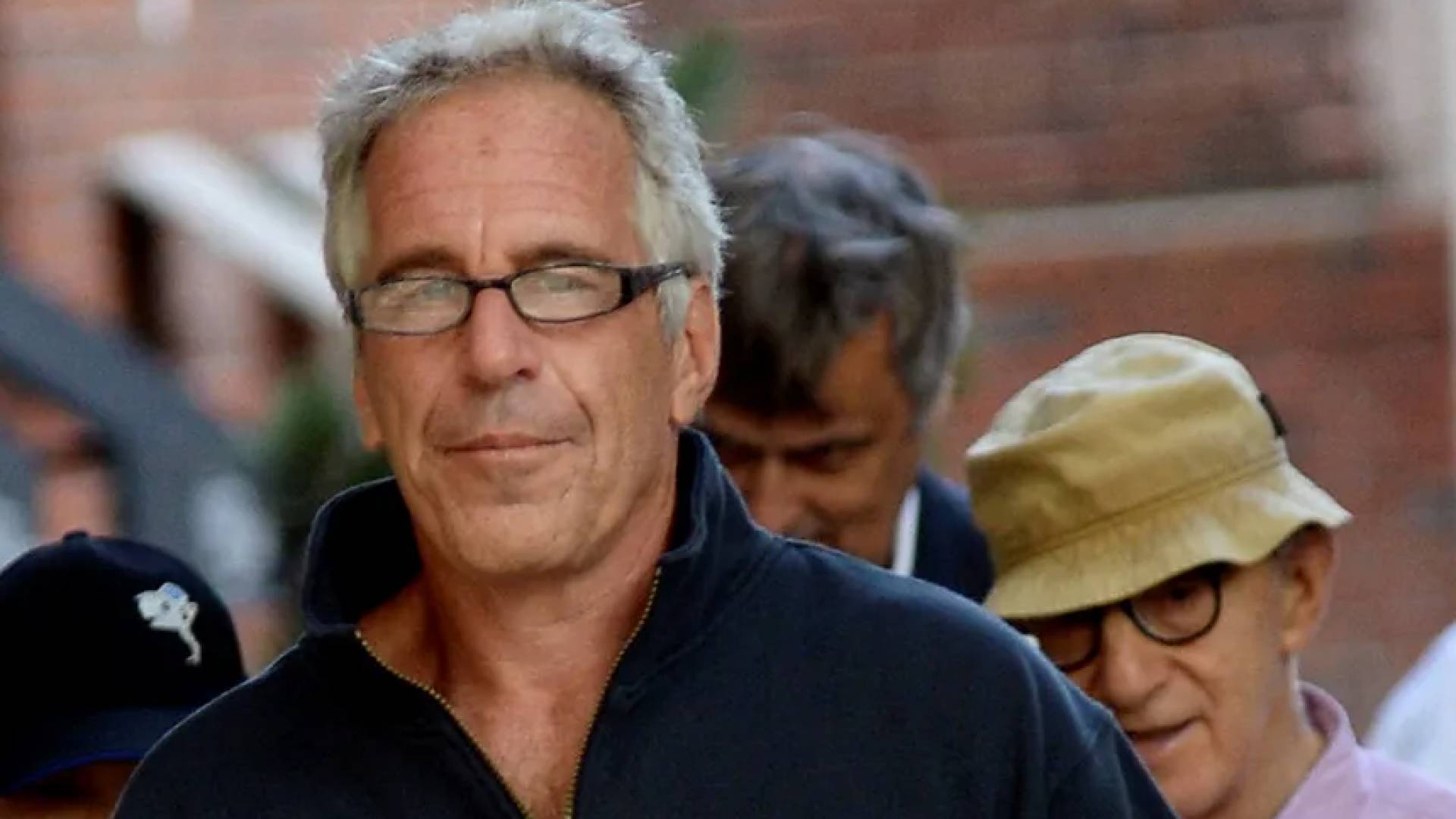 الكونغرس الأمريكي يقر "قانون شفافية ملفات إبستاين" بعد تخلي ترمب عن معارضته