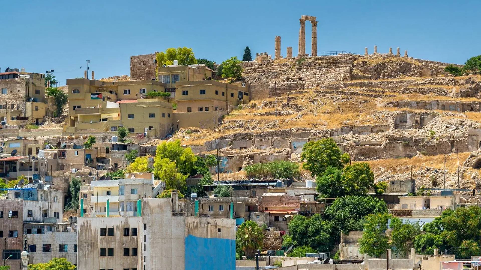 الأرصاد الجوية: طقس خريفي لطيف نهارا وبارد ليلا مع تحذيرات من الغبار حتى السبت