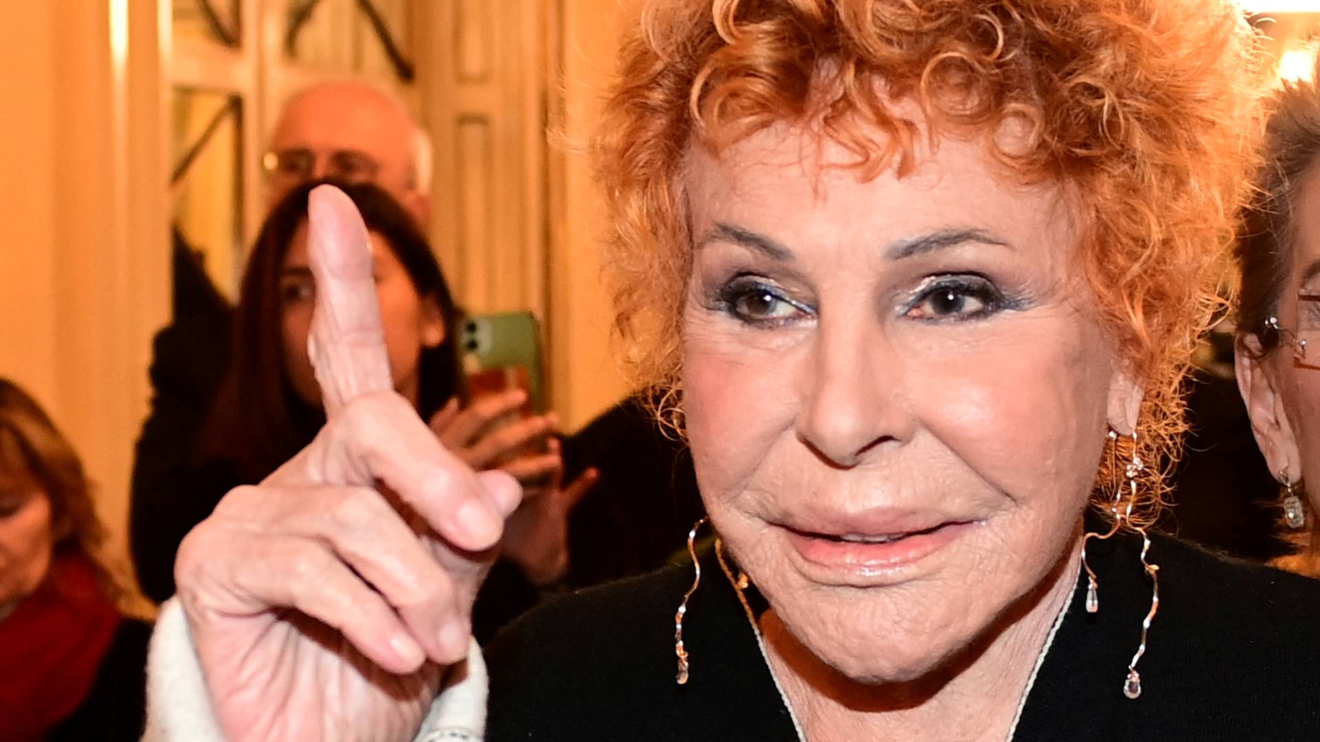 المغنية الإيطالية أورنيلا فانوني