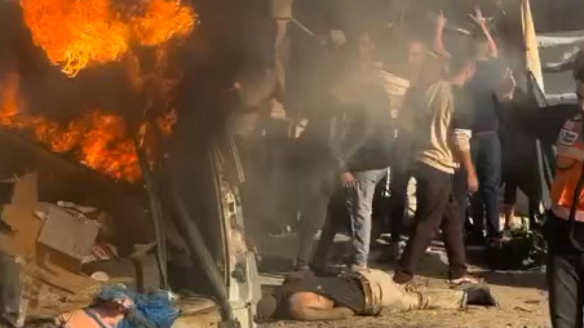 غارة على مركبة في قطاع غزة