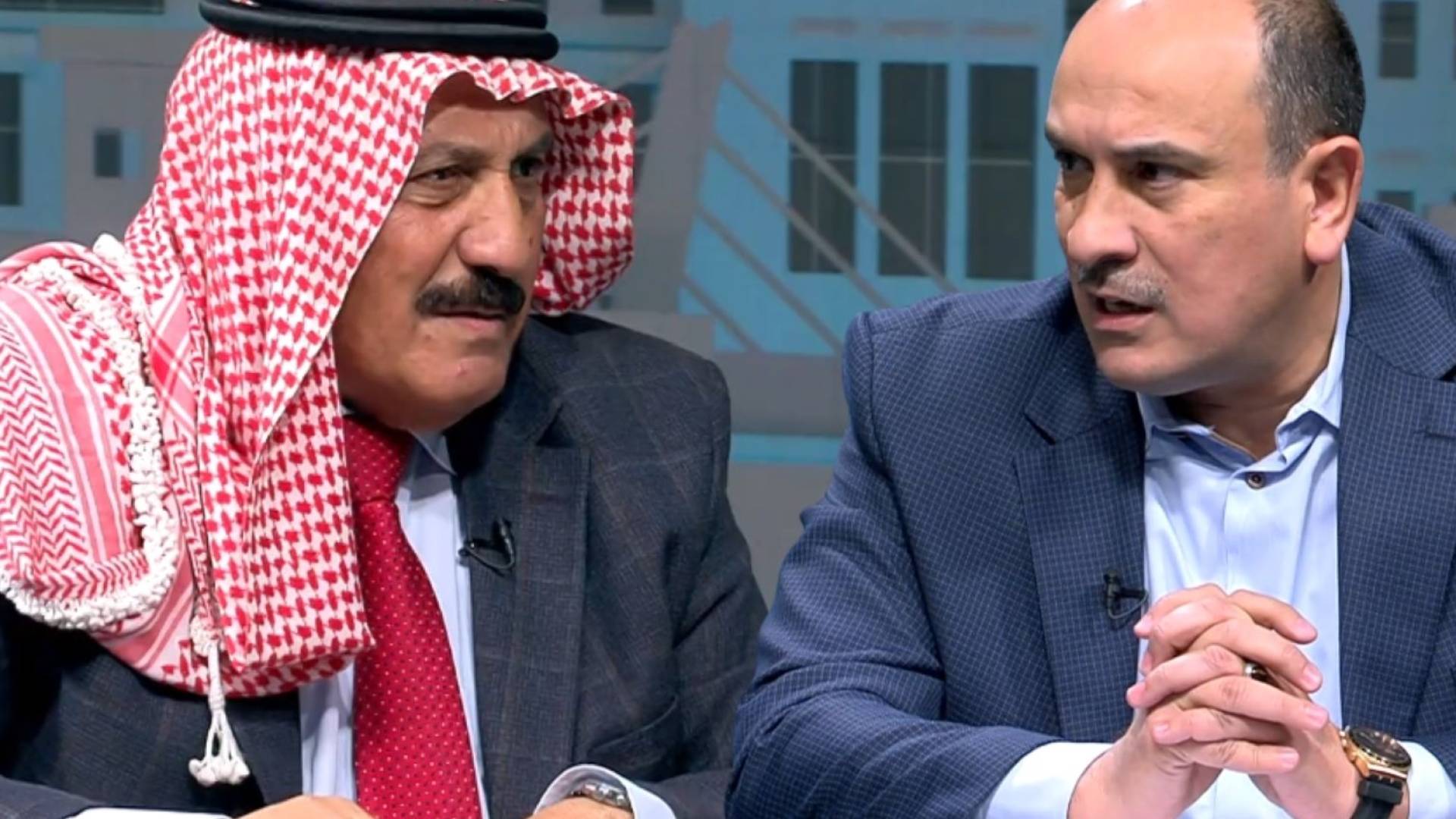 أعضاء مجلس الأعيان عمر العياصرة وغازي الذنيبات