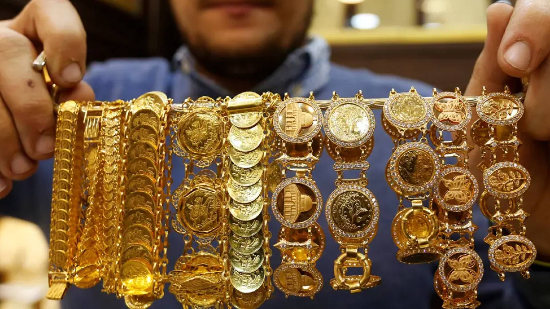 مجوهرات ذهبية