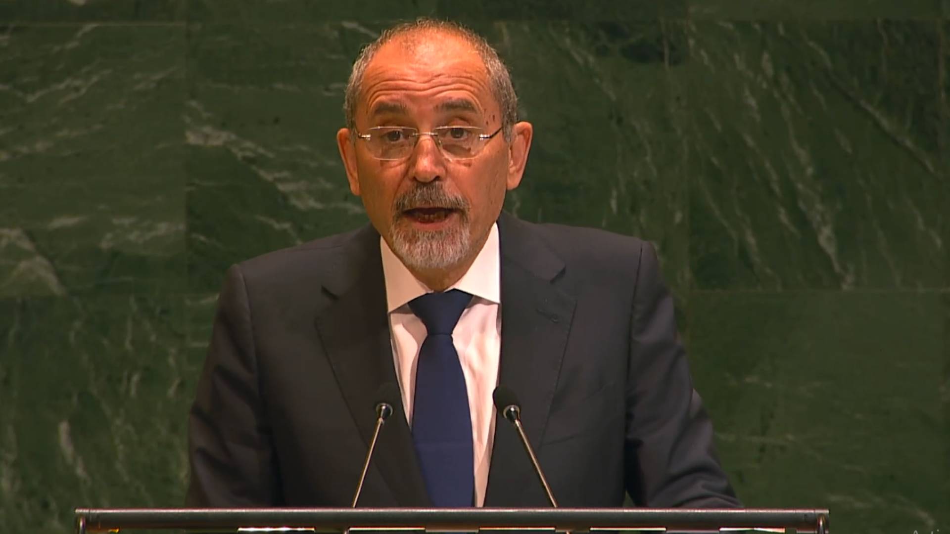 ايمن الصفدي وزير الخارجية الاردني