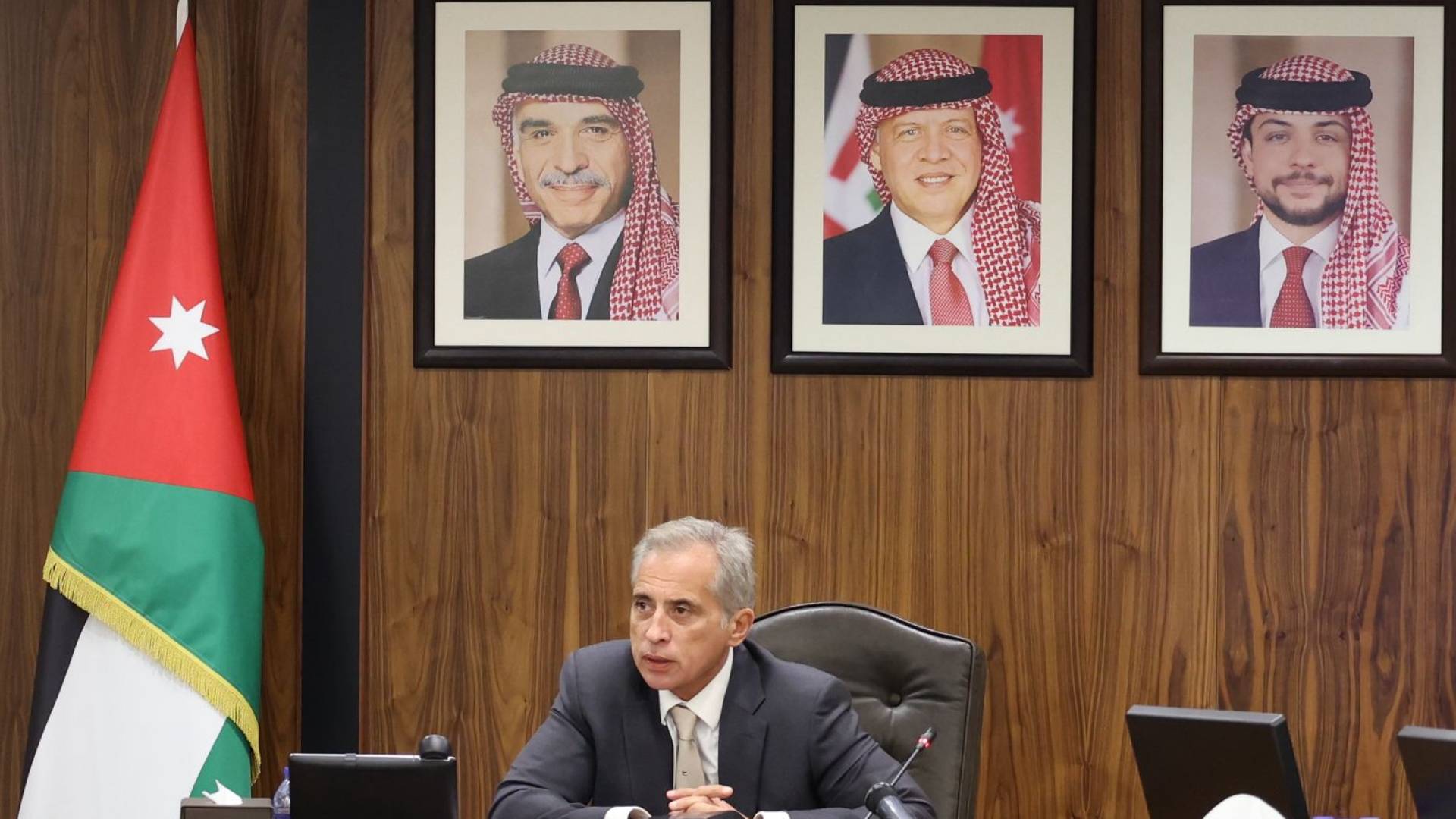 رئيس الوزراء جعفر حسان