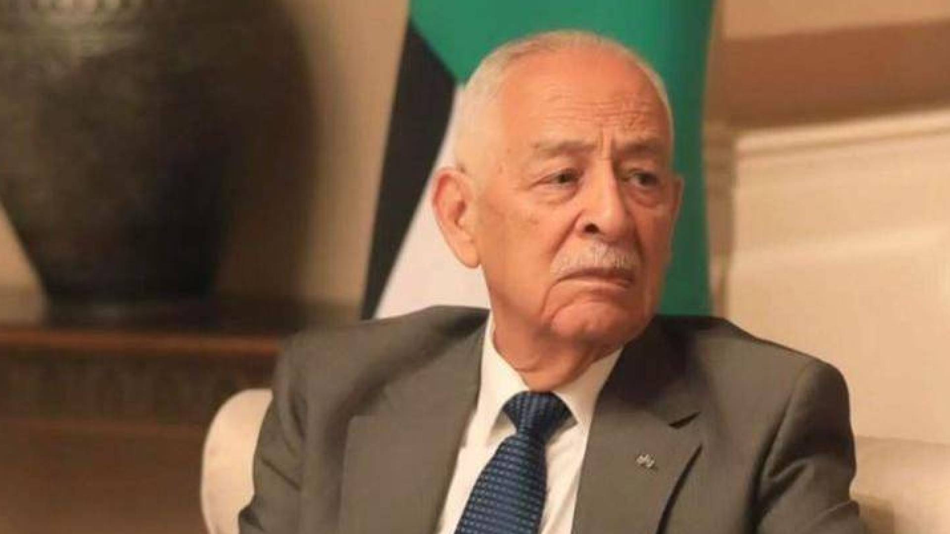 رئيس الديوان الملكي الهاشمي يوسف حسن العيسوي