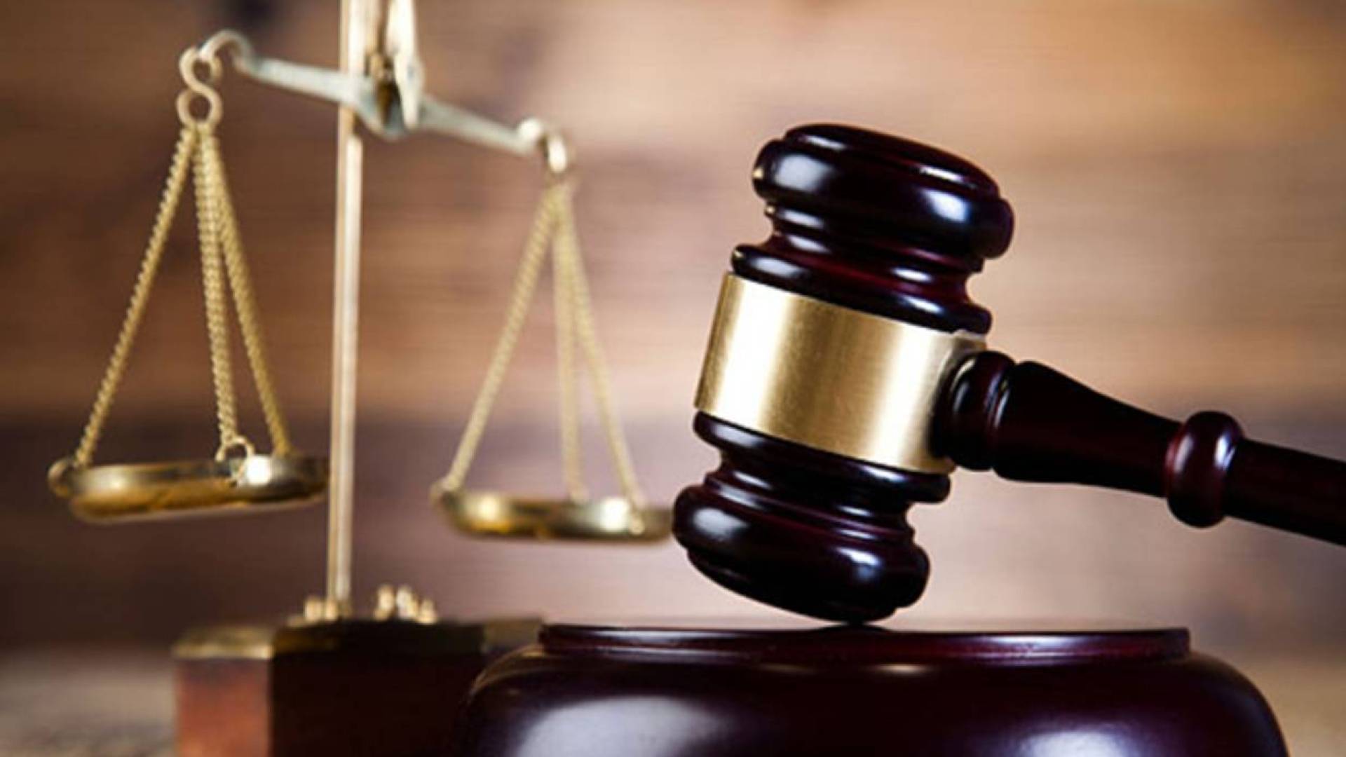 محكمة "تعبيرية"