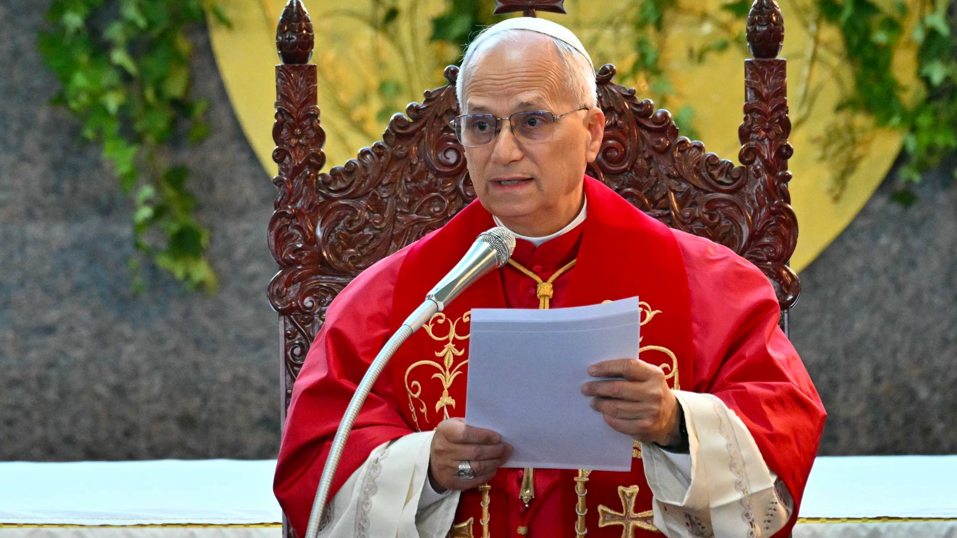 بابا الفاتيكان في لبنان