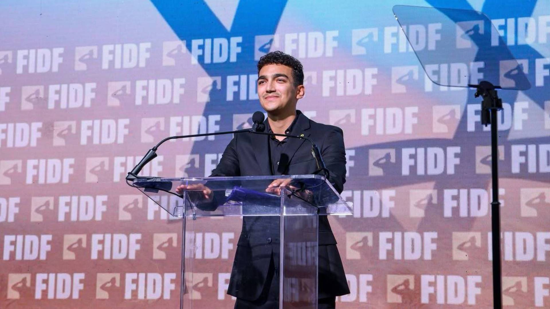 الْجُنْدِيُّ الْأَمْرِيكِيُّ في جيش الاحتلال الْإِسْرَائِيلِيُّ عيدَانْ أَلِكْسَنْدَر المفرج عنه من غزة