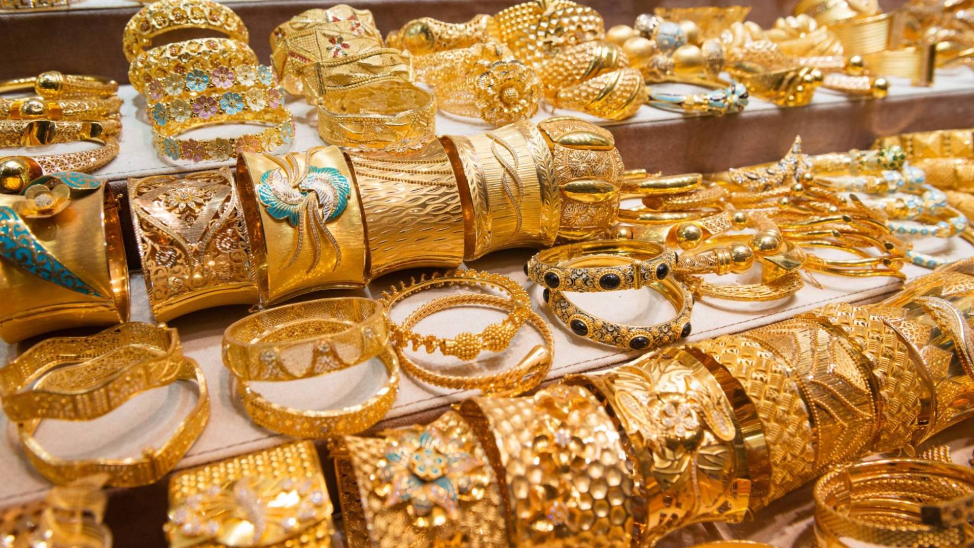 مجوهرات ذهبية