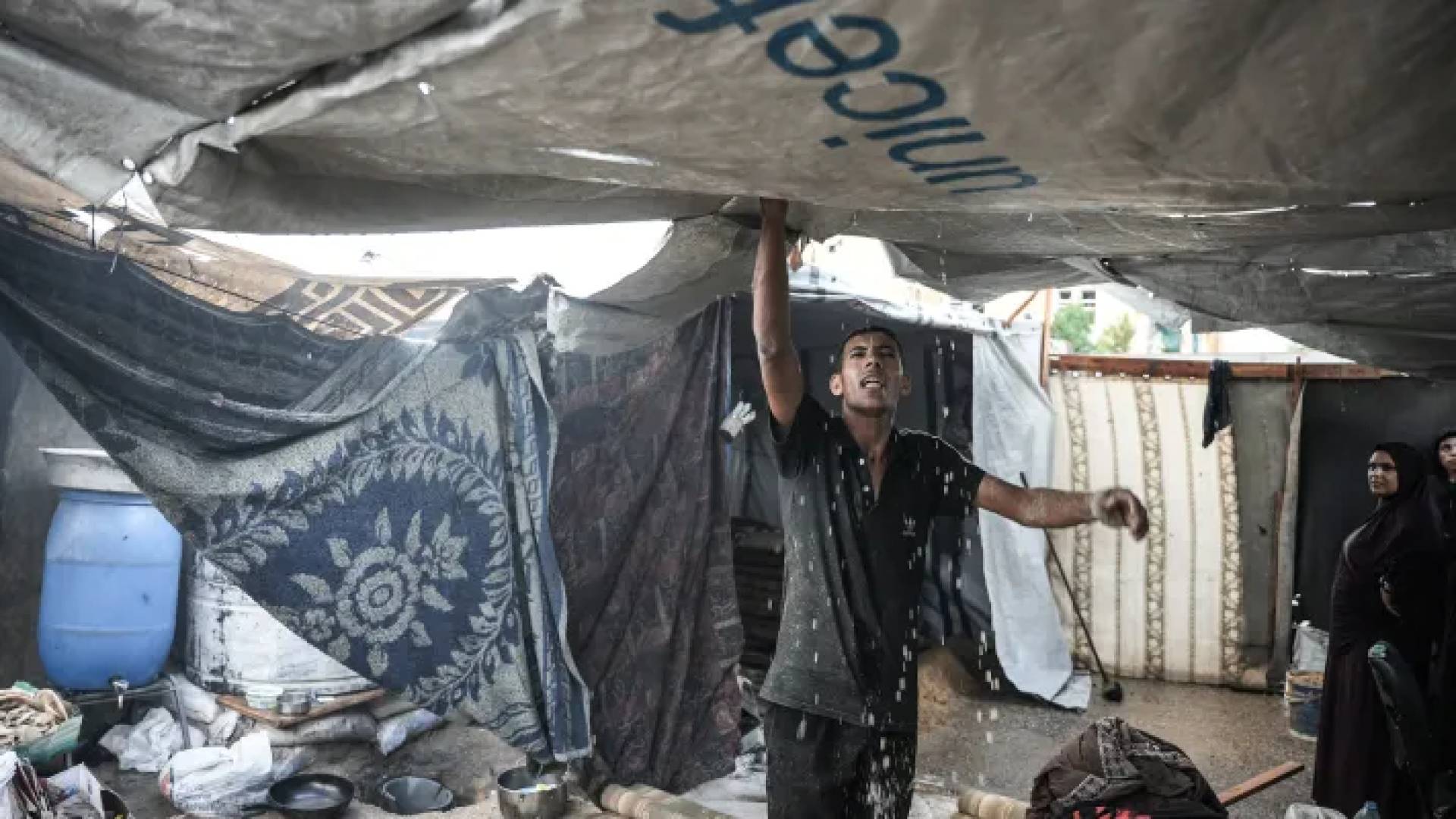 خيام غزة في اشتاء