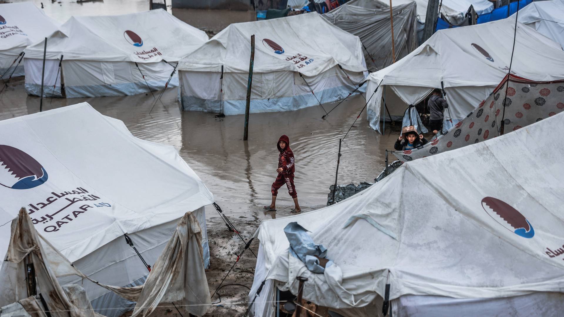 خيام النازحين في قطاع غزة خلال المنخفض الجوي