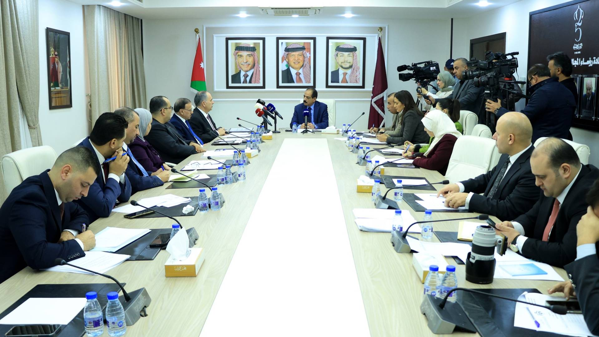 القانونية النيابية