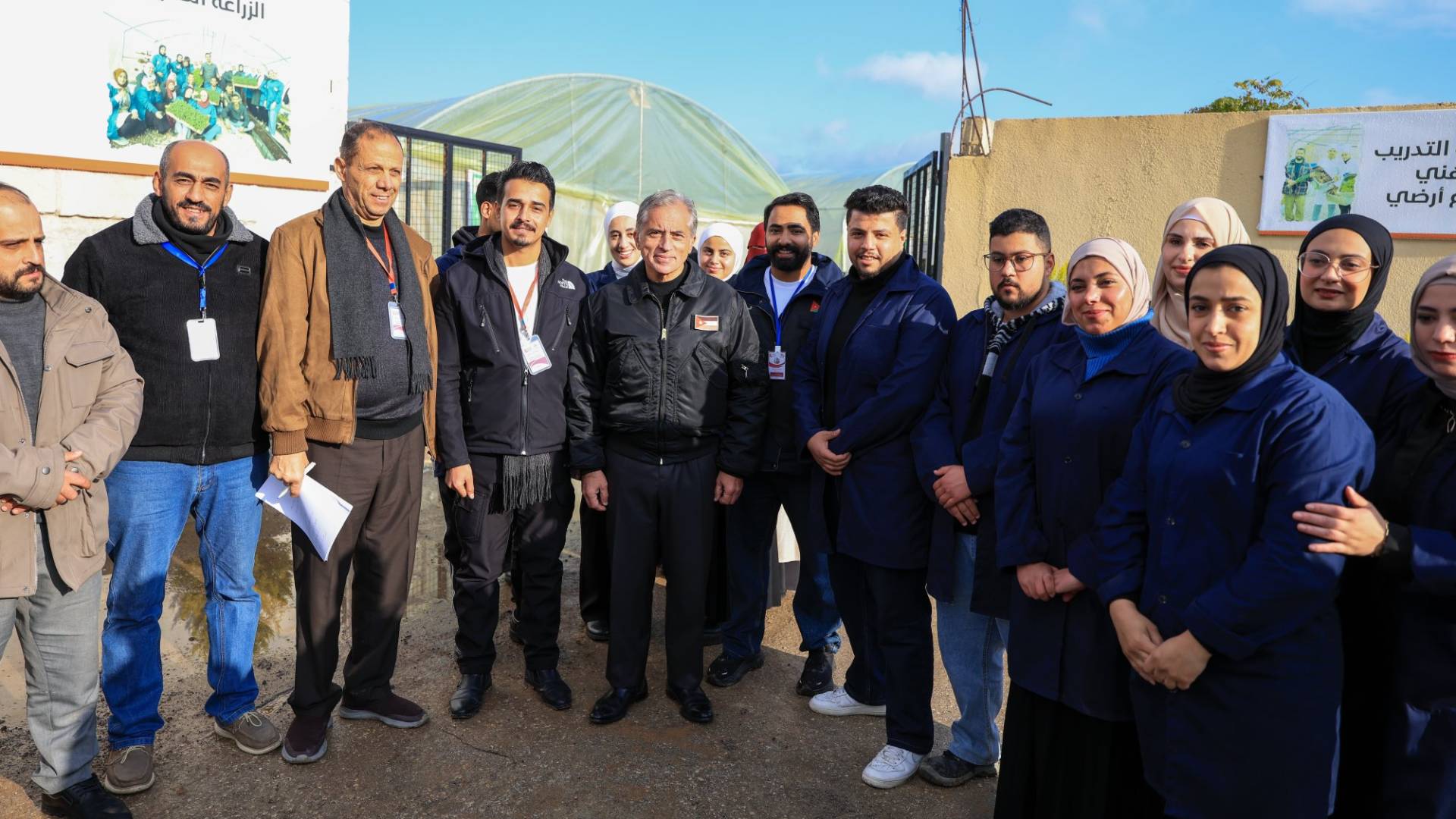 رئيس الوزراء خلال جولة  ميدانية في صافوط
