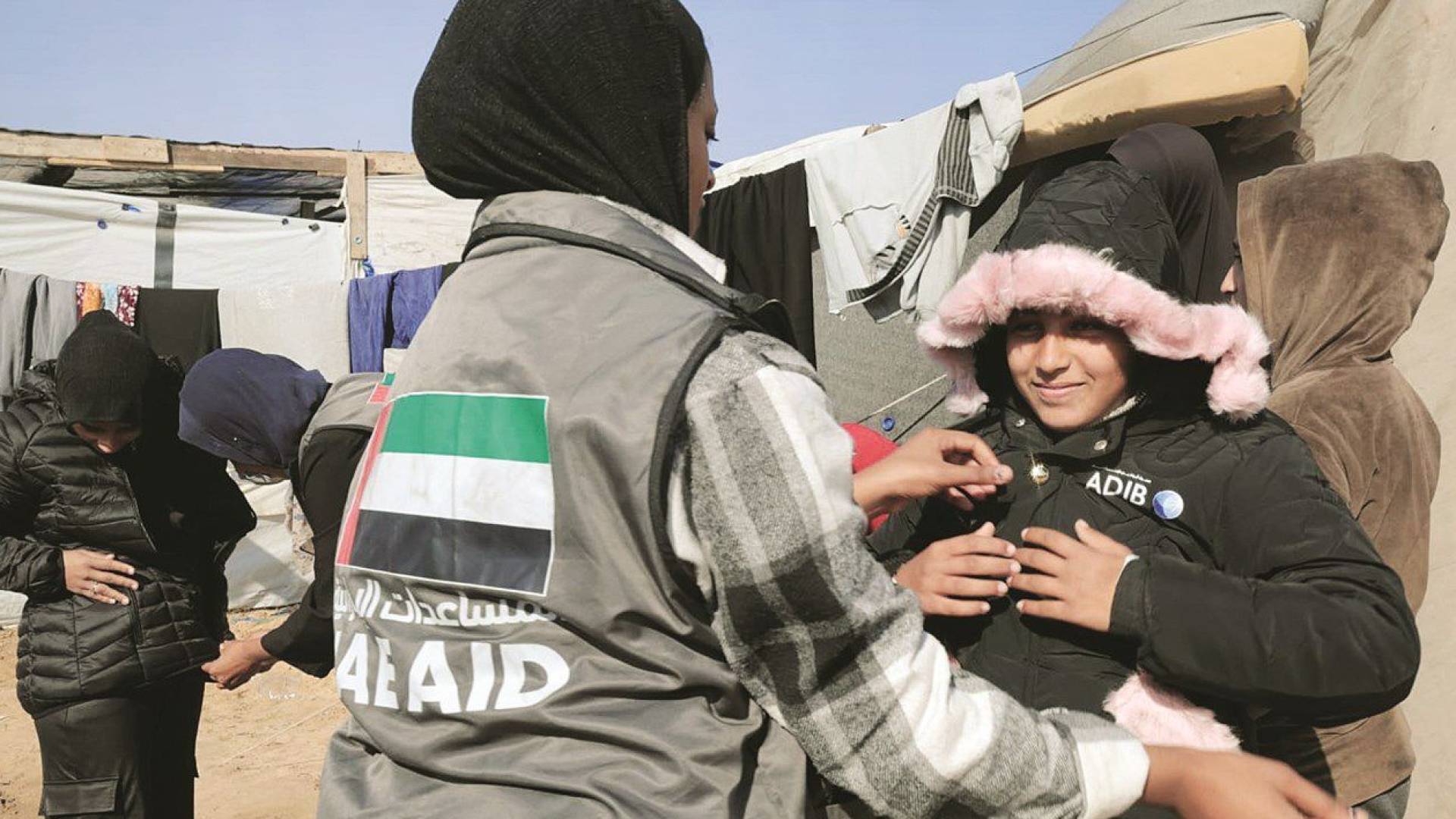 توزيع كسوة الشتاء على أطفال غزة