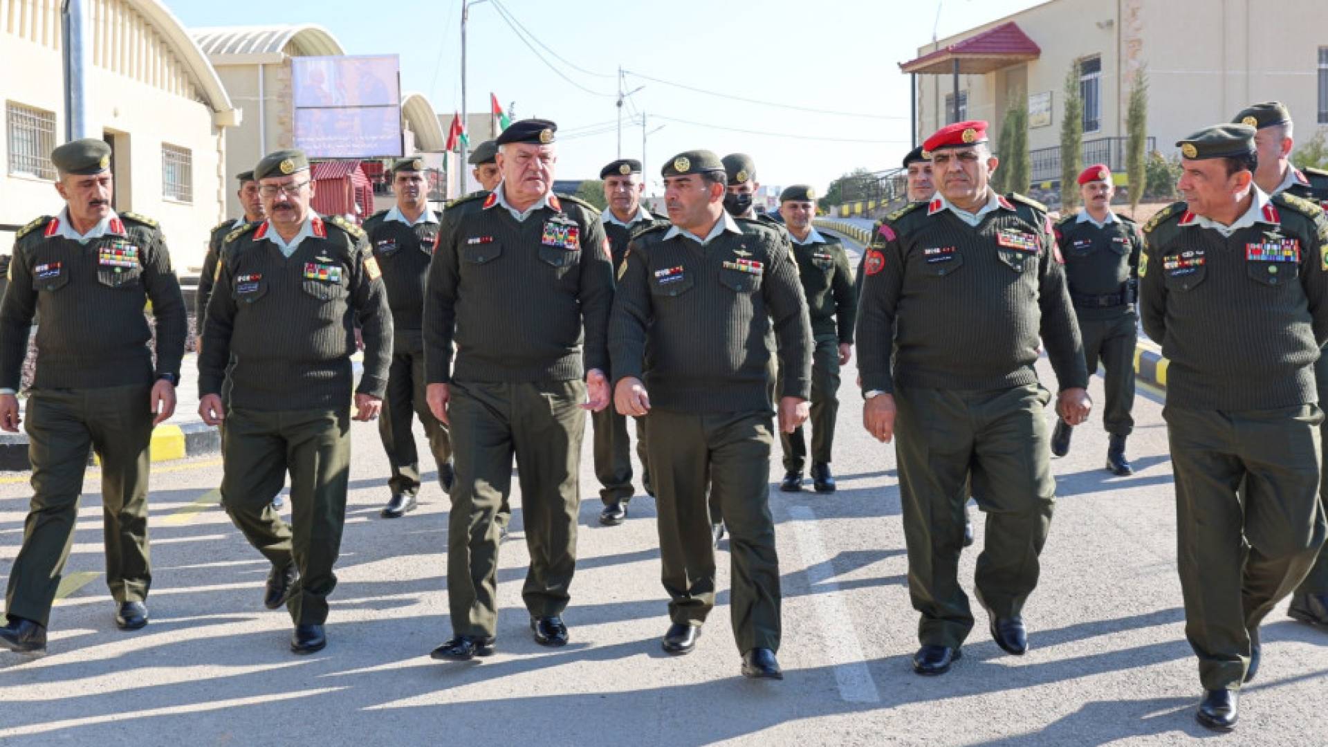 رئيس هيئة الأركان المشتركة اللواء الركن يوسف أحمد الحنيطي