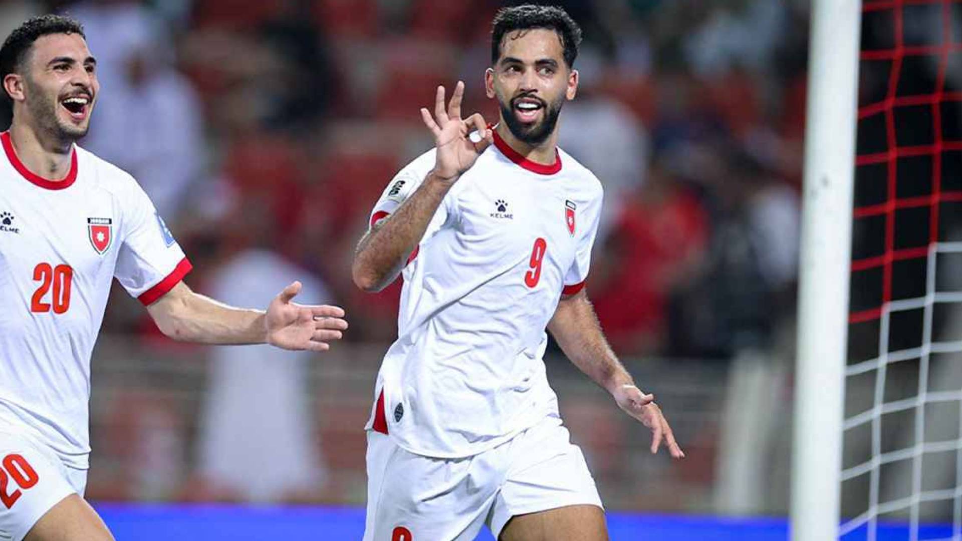 اللاعب علي علوان