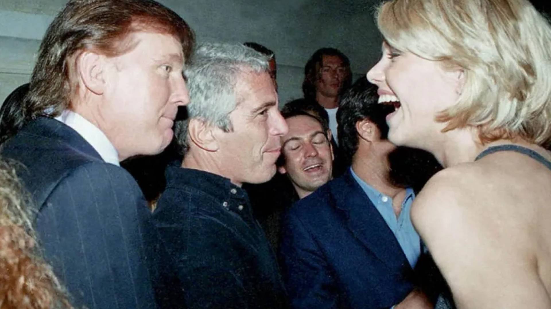 دونالد ترمب وجيفري ابستين