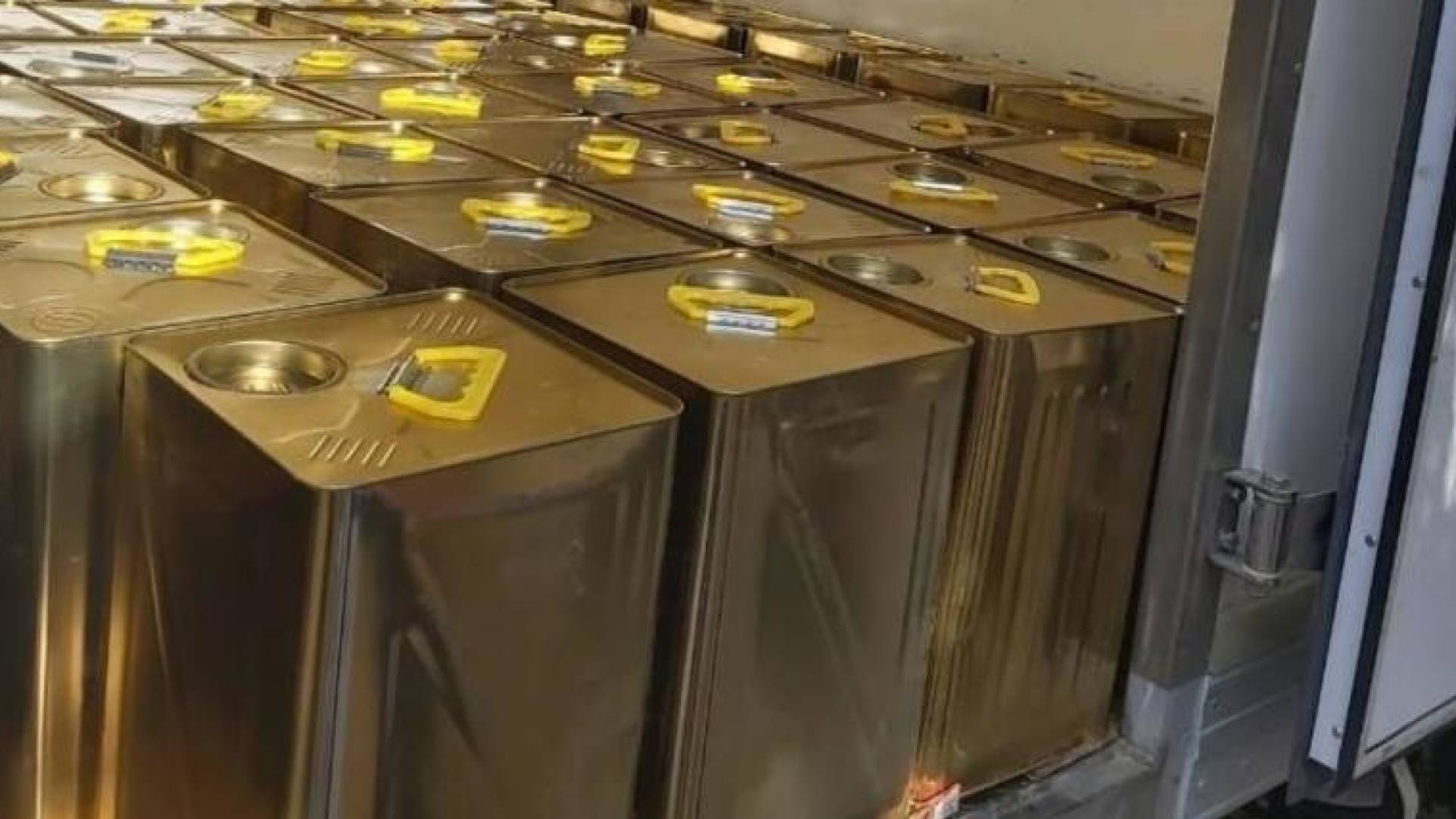 تنكات زيت زيتون