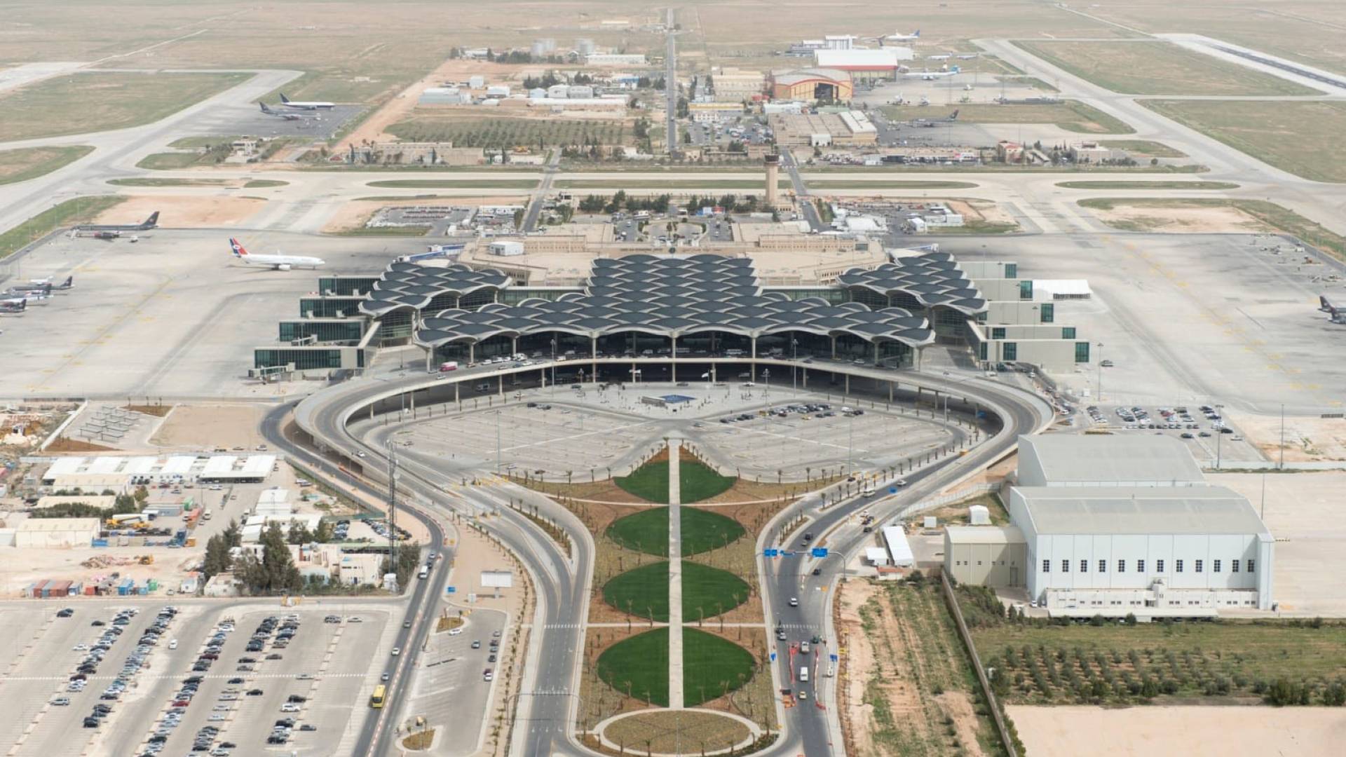 صورة جوية لمطار الملكة علياء الدولي