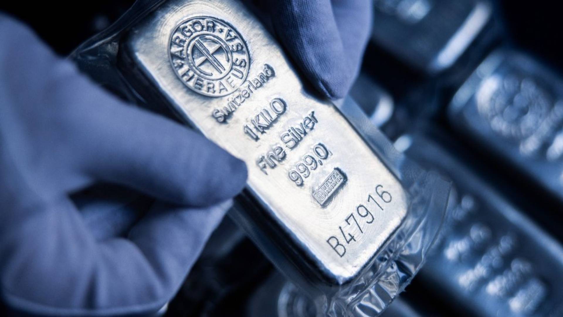 سبيكة من الفضة