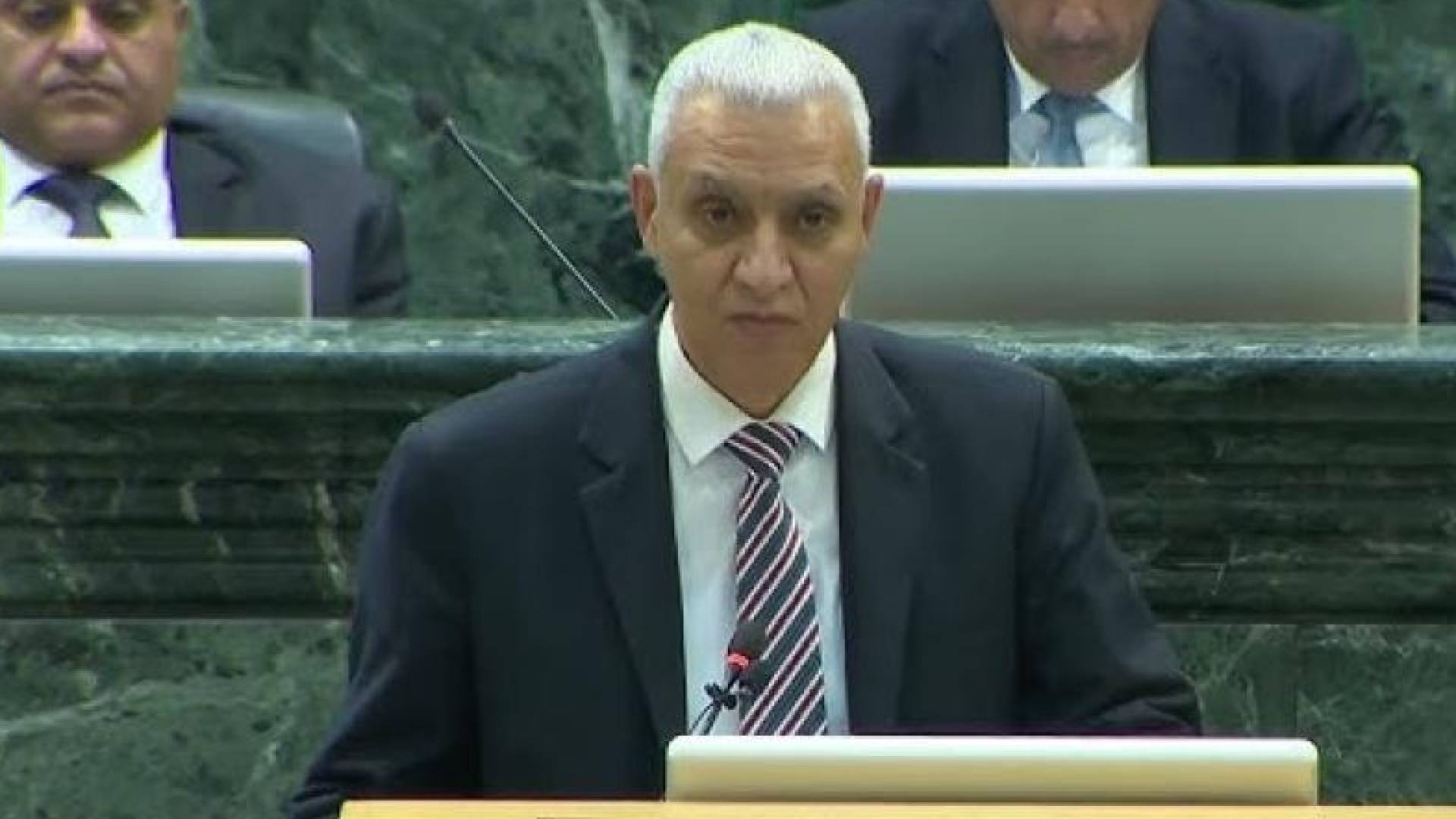 حسين العموش