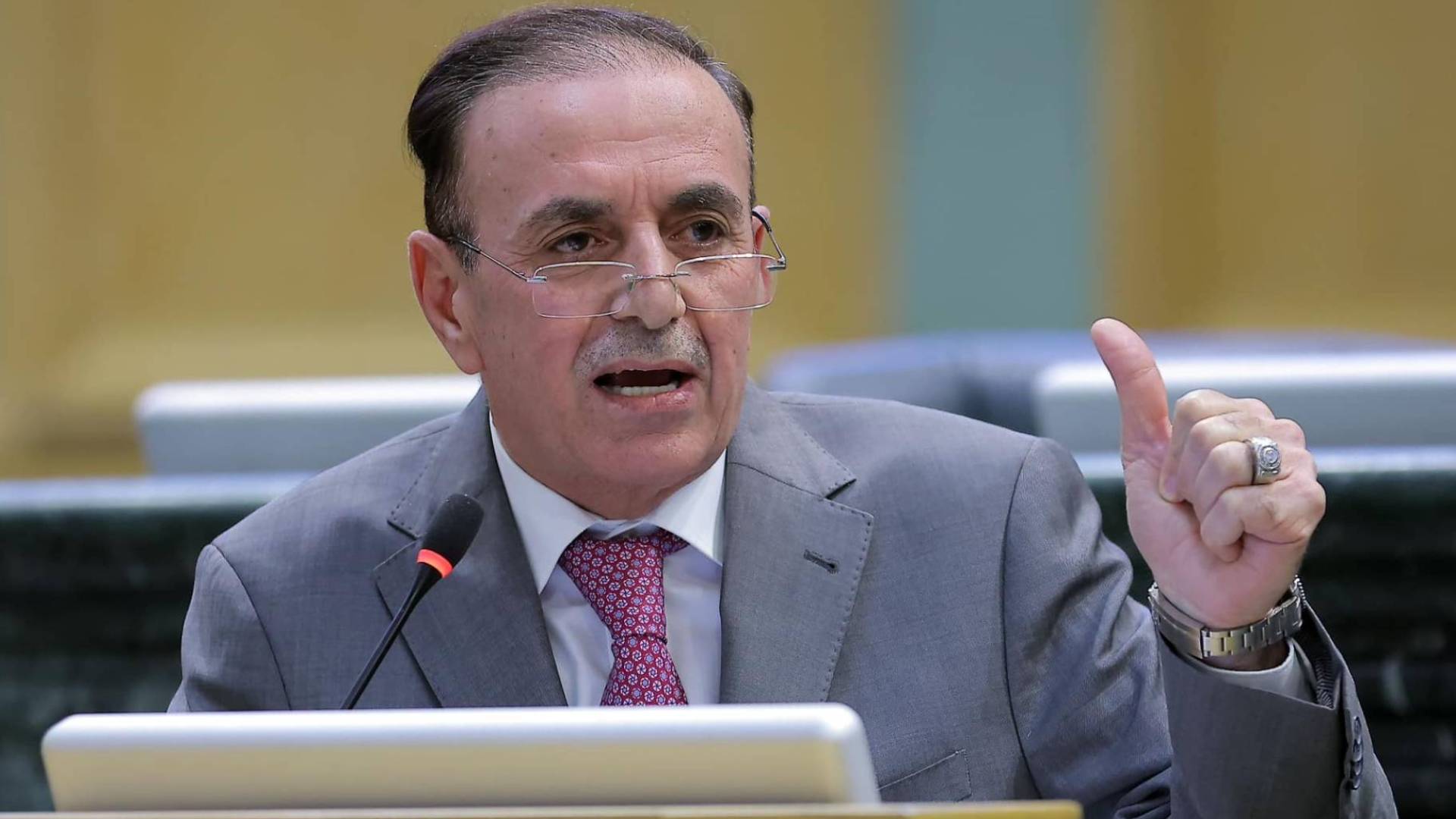 النائب عوني الزعبي