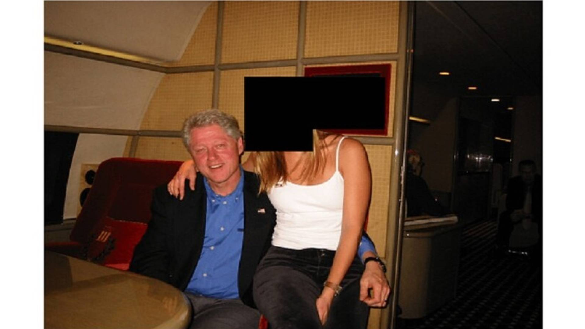 صورة كلينتون في ملفات ابستين