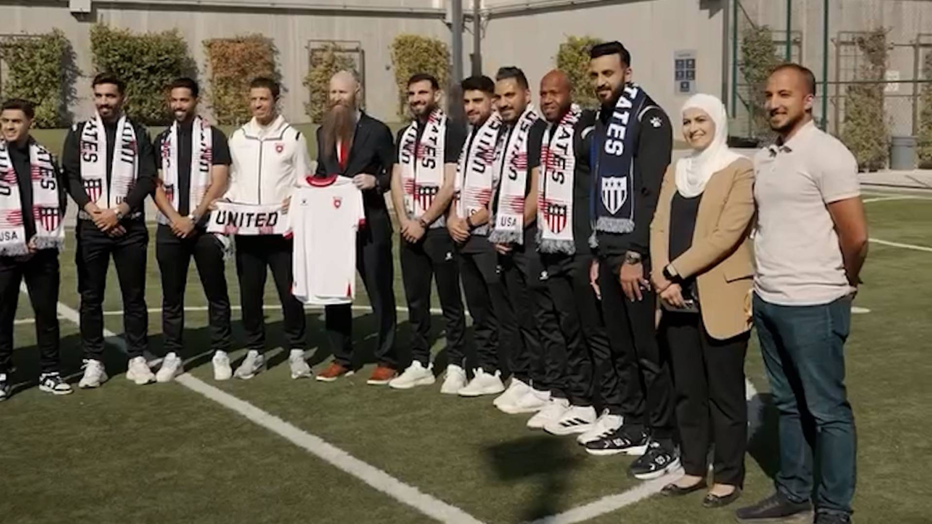 خلال لقاء السفير الإمركي مع النشامى