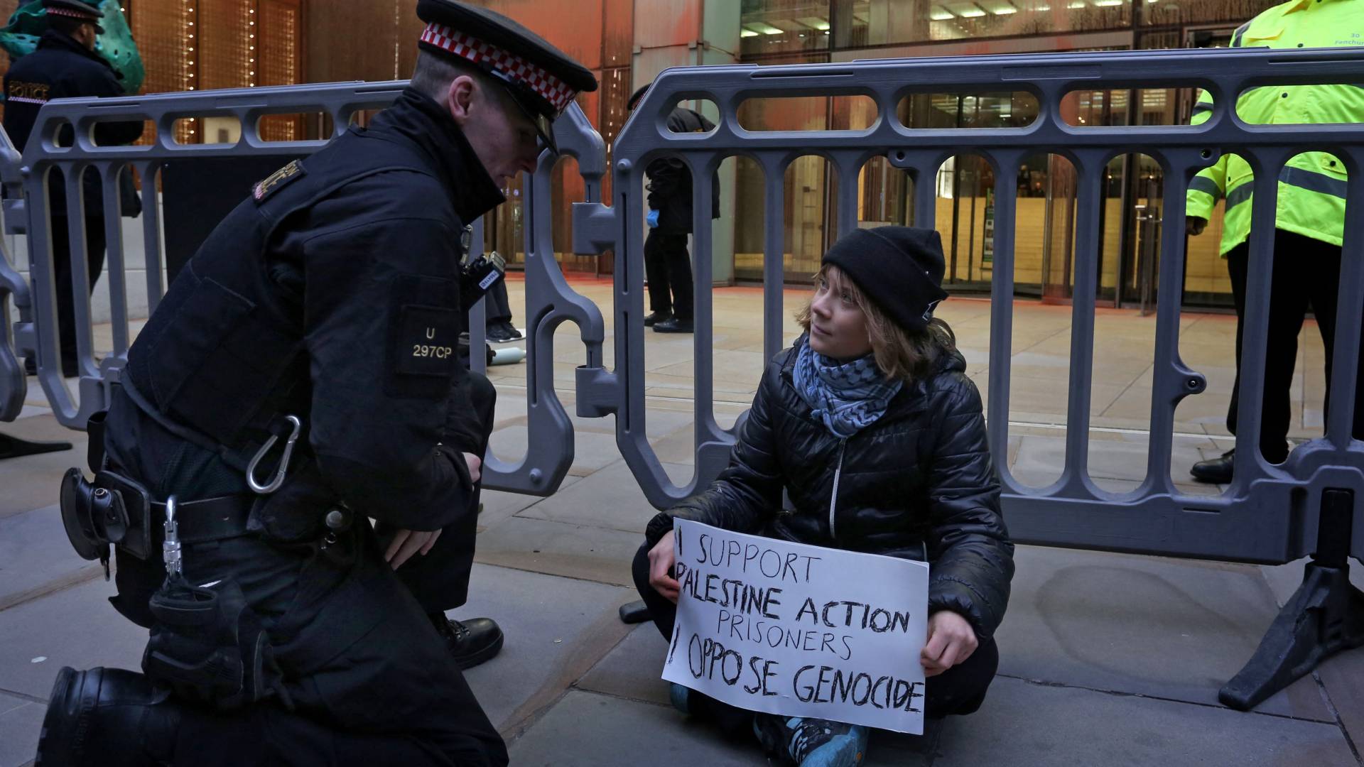 غريتا تونبرغ