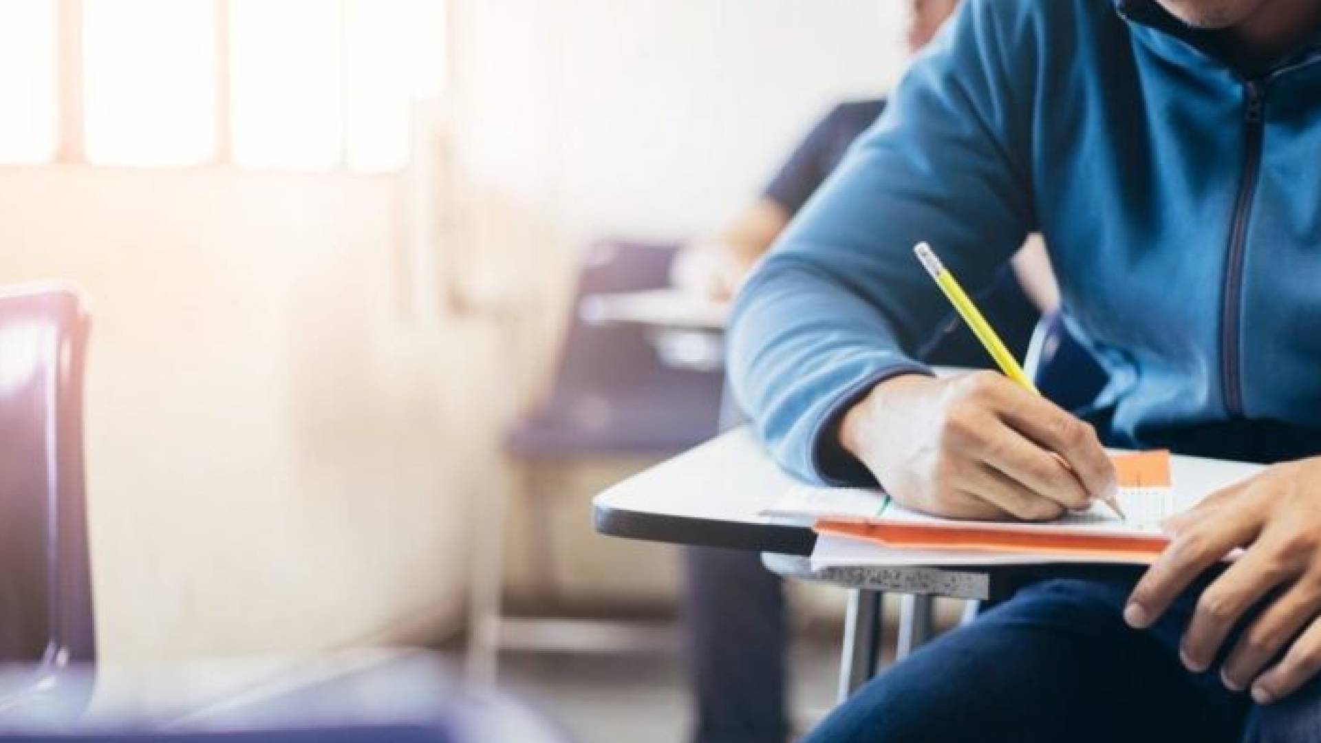 طلبة الثانوية العامة