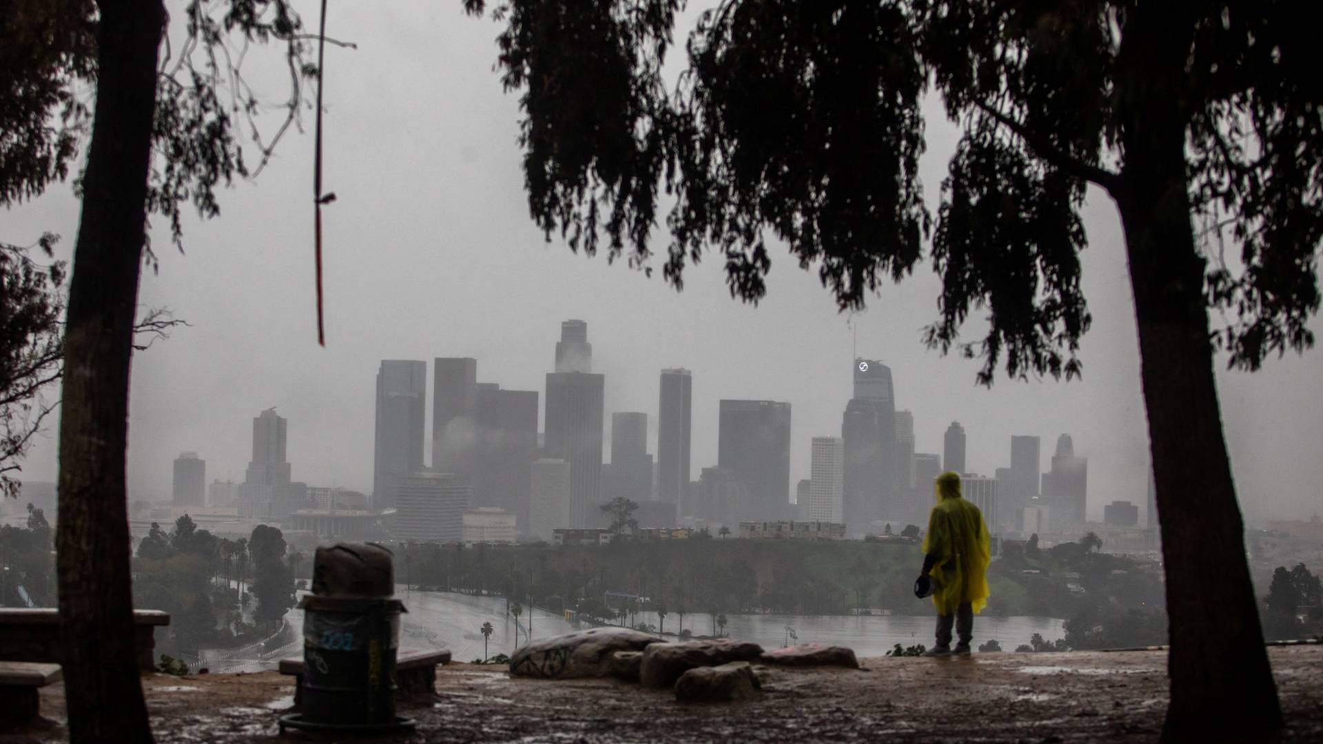 فيضانات كاليفورنيا