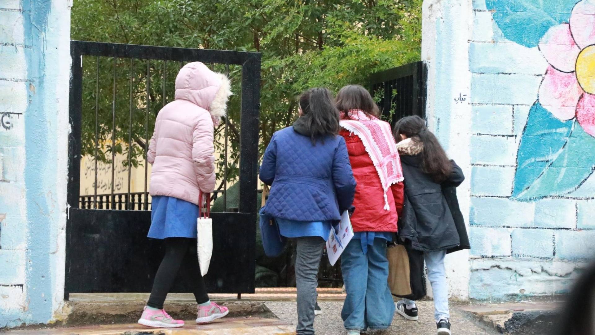 طلاب مدرسة في الأردن